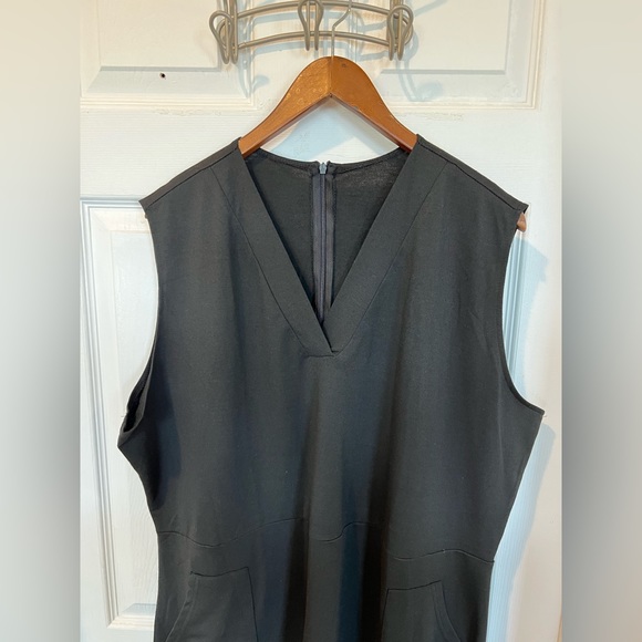 SOLD!!!V Nevk Jumpsuit - Picture 6 of 10